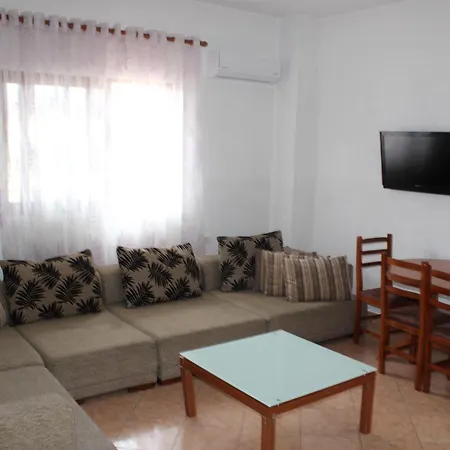 Haus Family ティラナ